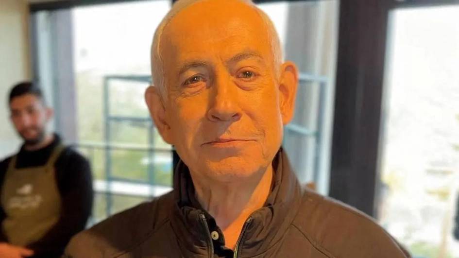 Нетаньяху ўлгани ҳақидаги миш-мишлар ортидан кўриниш берди (видео)